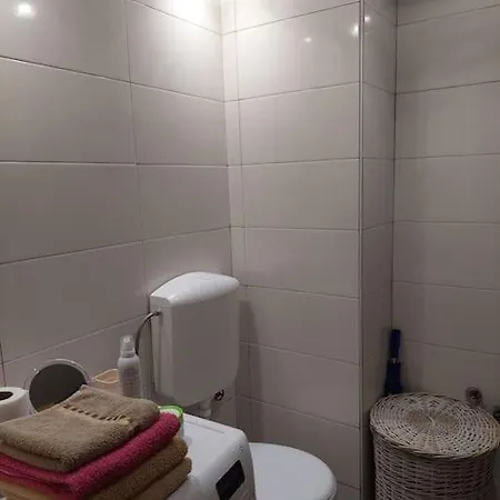 Modern 1-bedroom With Free Parking & Fast Wifi Lejlighed Podgorica