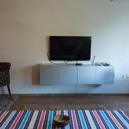 Modern 1-bedroom With Free Parking & Fast Wifi Appartement Podgorica