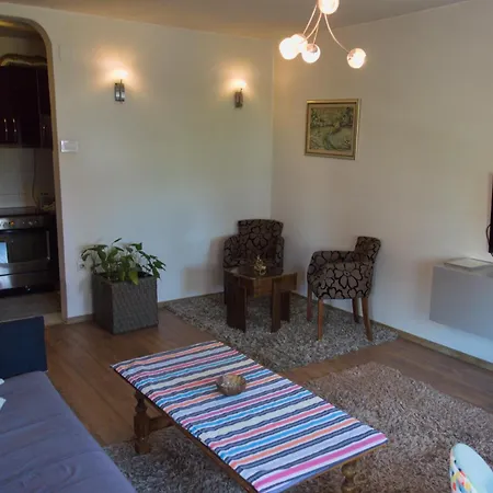 Modern 1-bedroom With Free Parking & Fast Wifi Appartement *