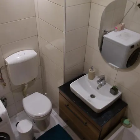 Modern 1-bedroom With Free Parking & Fast Wifi Appartement